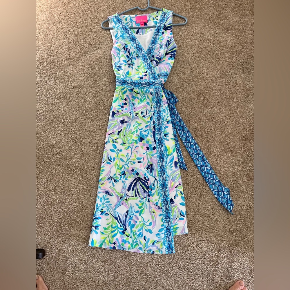 Lilly Pulitzer never worn midi dress. Excellent/new condition